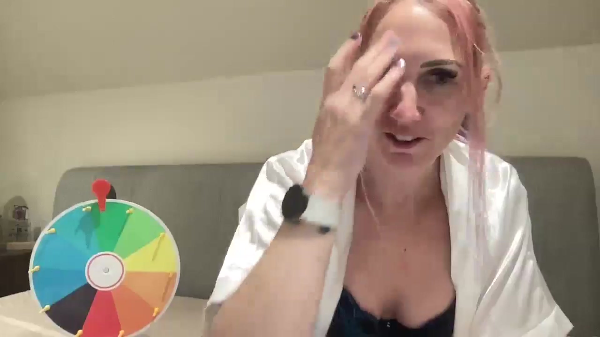 Gallery image thumbnail from Bellanoirxx's myfreecams stream on, 10/05/2025, 20:15 image 18 of 20