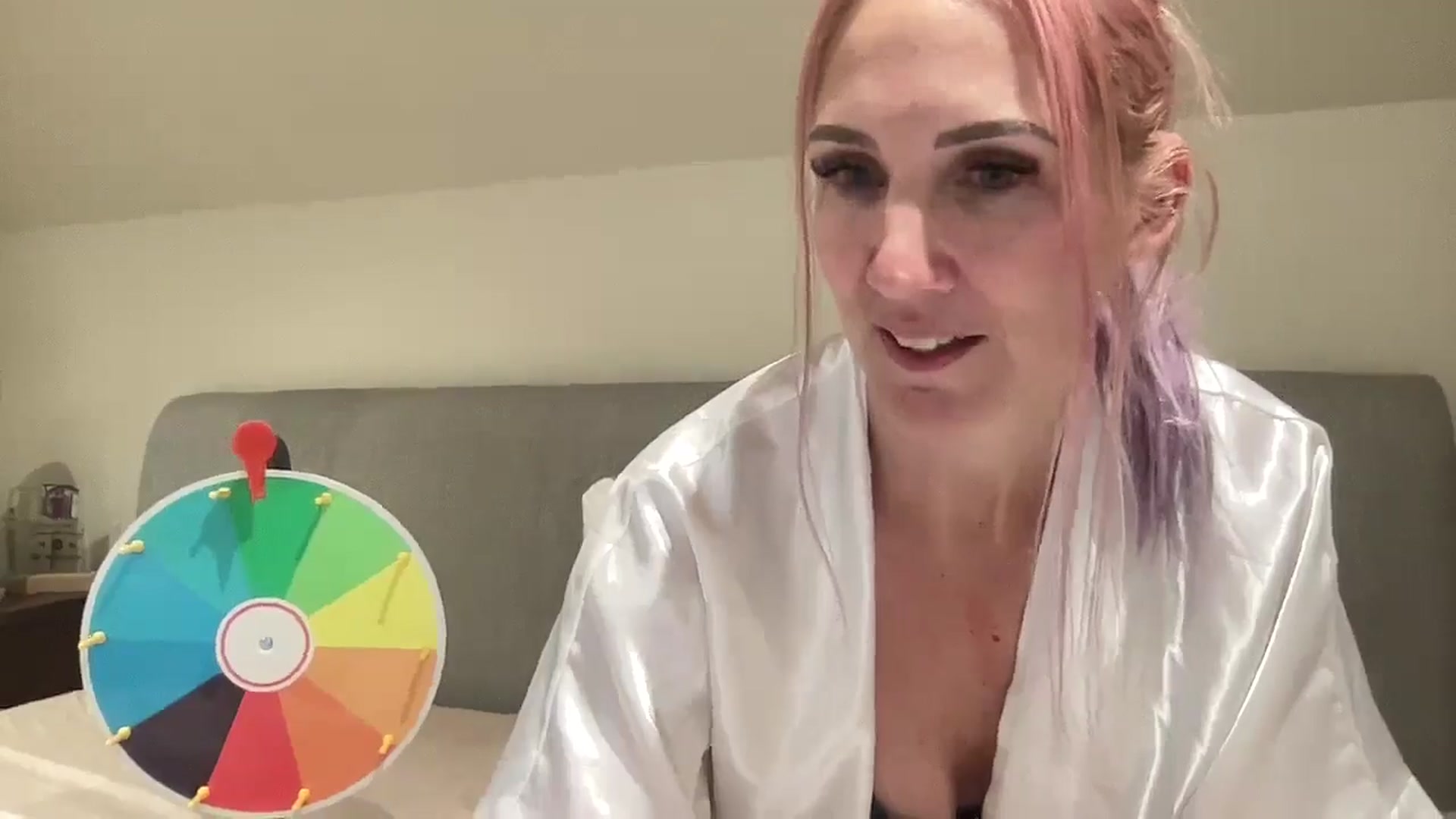 Gallery image thumbnail from Bellanoirxx's myfreecams stream on, 10/05/2025, 20:15 image 20 of 20