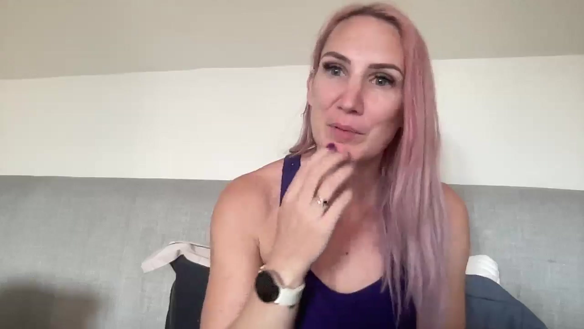 Gallery image thumbnail from Bellanoirxx's myfreecams stream on, 10/06/2025, 13:30 image 2 of 20