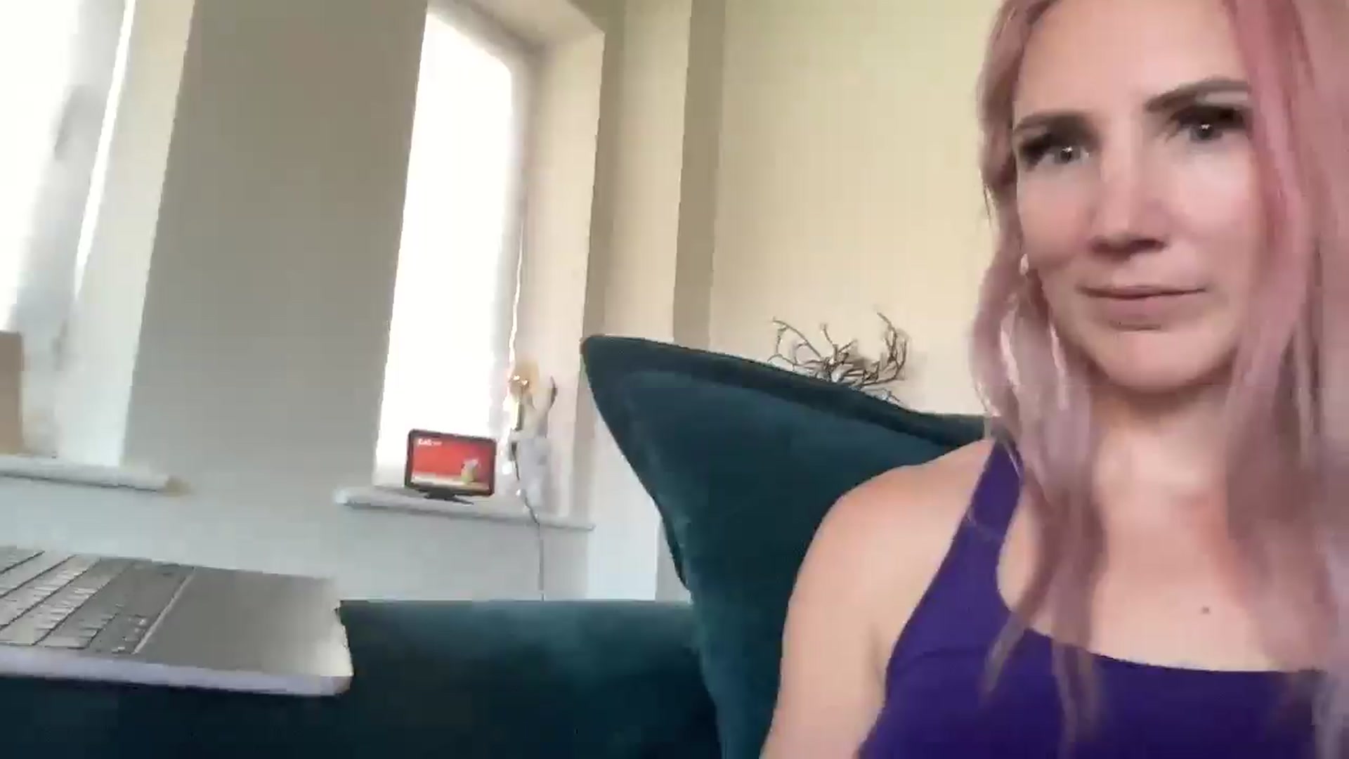 Gallery image thumbnail from Bellanoirxx's myfreecams stream on, 10/06/2025, 14:02 image 7 of 20
