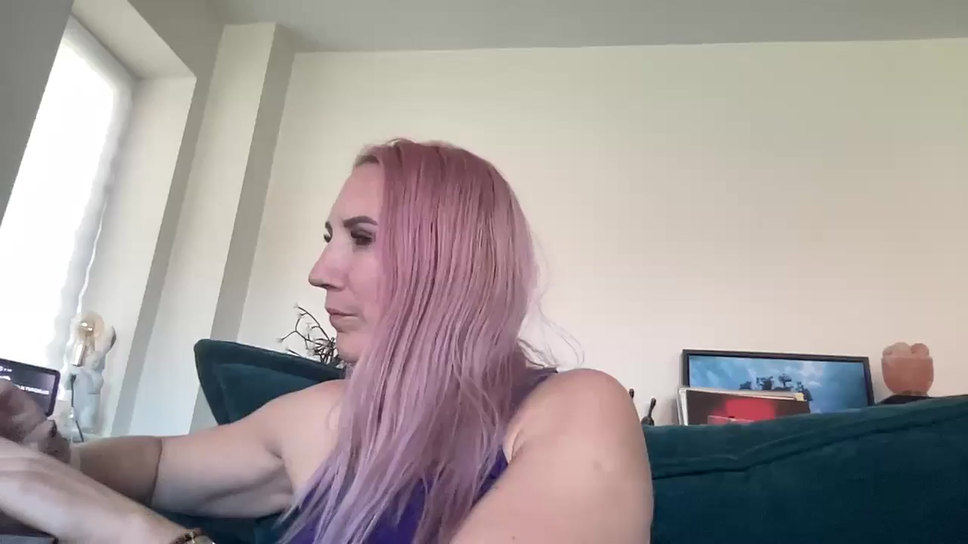 Gallery image thumbnail from Bellanoirxx's myfreecams stream on, 10/06/2025, 14:02 image 3 of 20