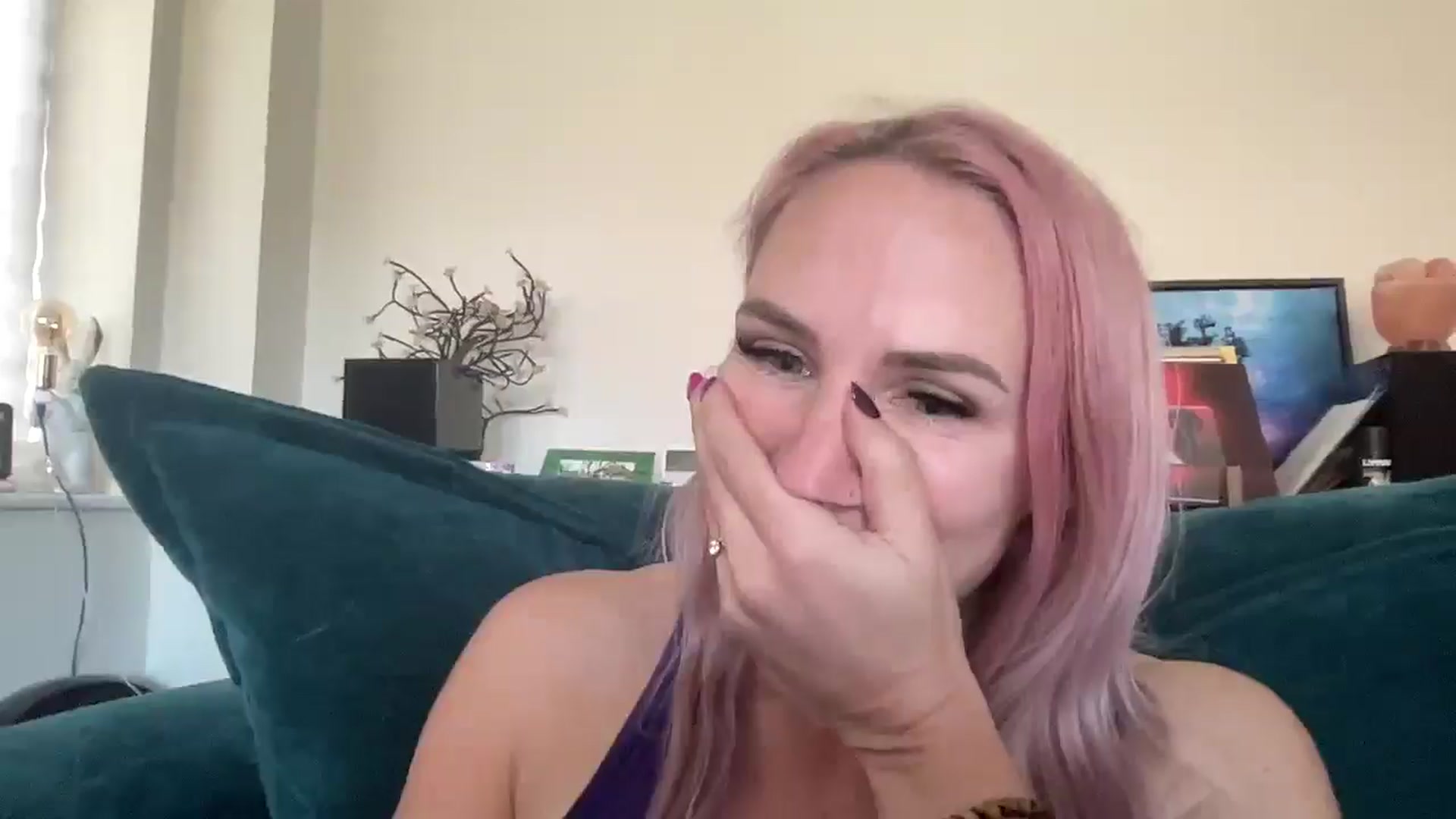 Gallery image thumbnail from Bellanoirxx's myfreecams stream on, 10/06/2025, 14:02 image 12 of 20