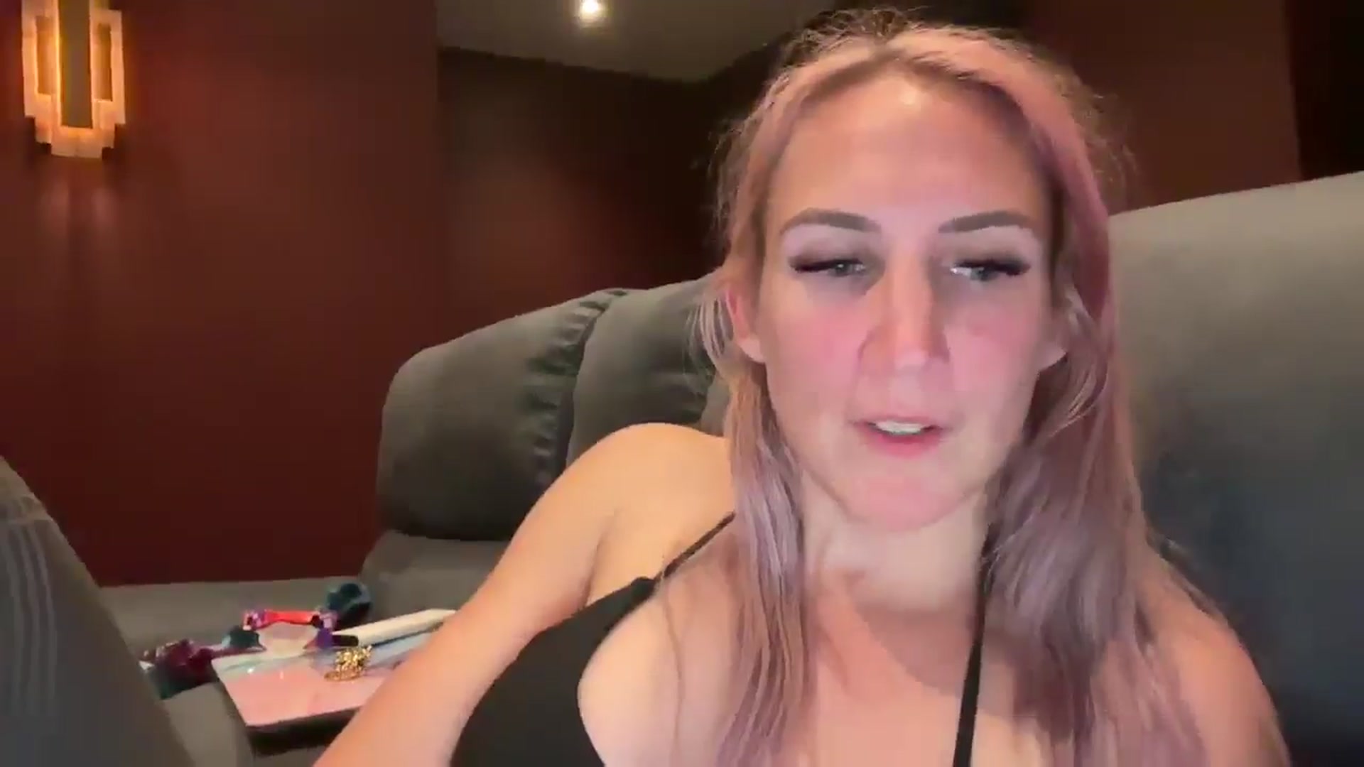 Gallery image thumbnail from Bellanoirxx's myfreecams stream on, 10/08/2025, 22:54 image 5 of 20