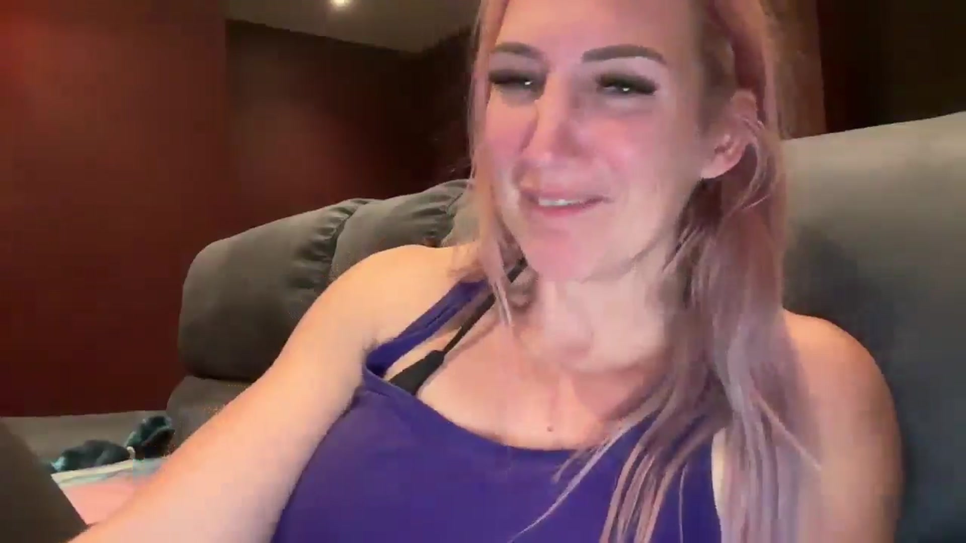 Gallery image thumbnail from Bellanoirxx's myfreecams stream on, 10/08/2025, 22:54 image 12 of 20