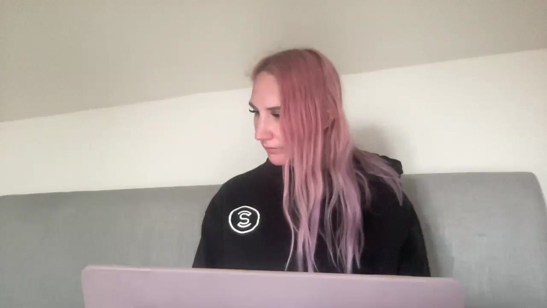 Gallery image thumbnail from Bellanoirxx's myfreecams stream on, 10/15/2025, 10:41 image 13 of 20