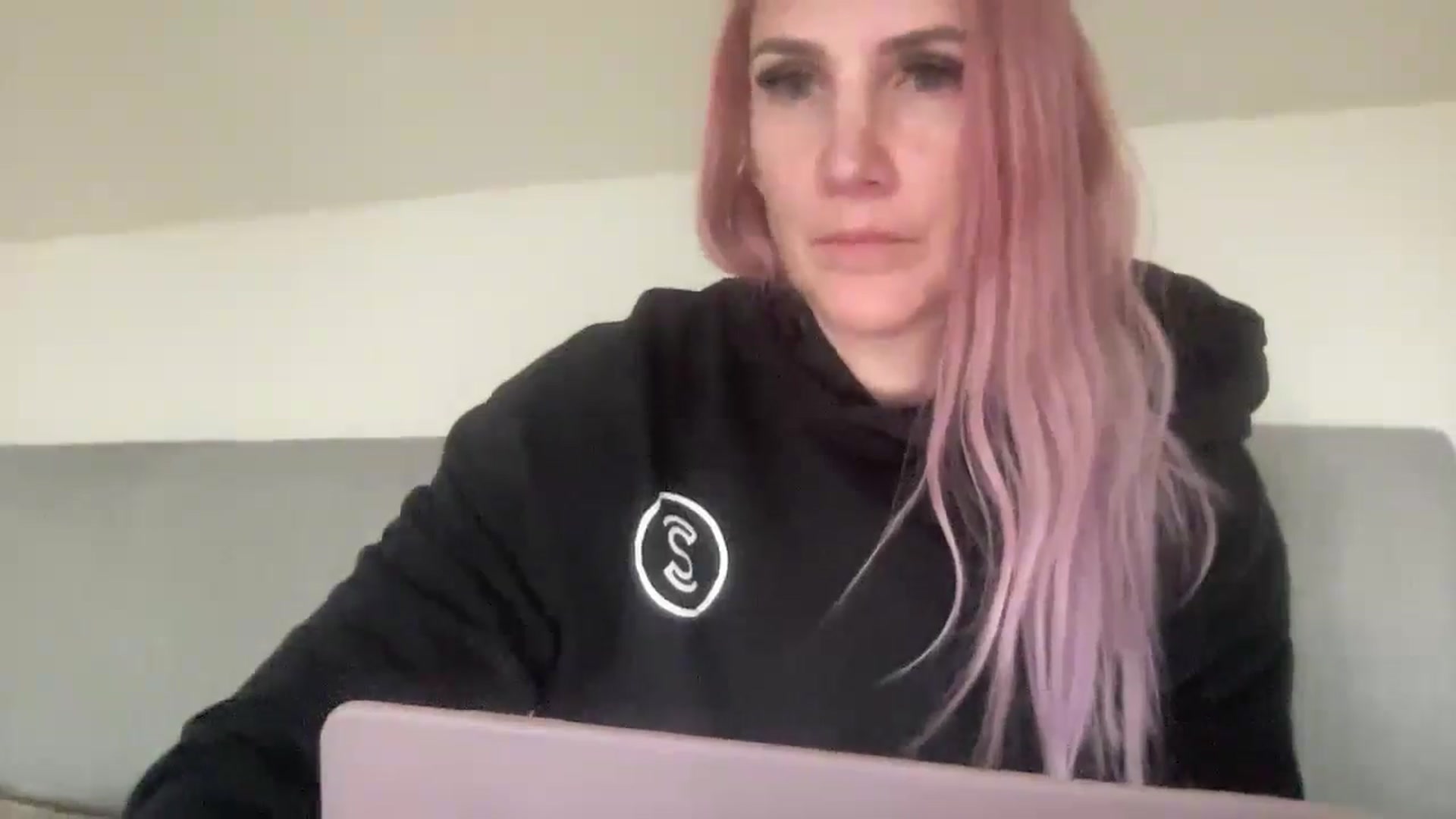 Gallery image thumbnail from Bellanoirxx's myfreecams stream on, 10/15/2025, 10:41 image 18 of 20