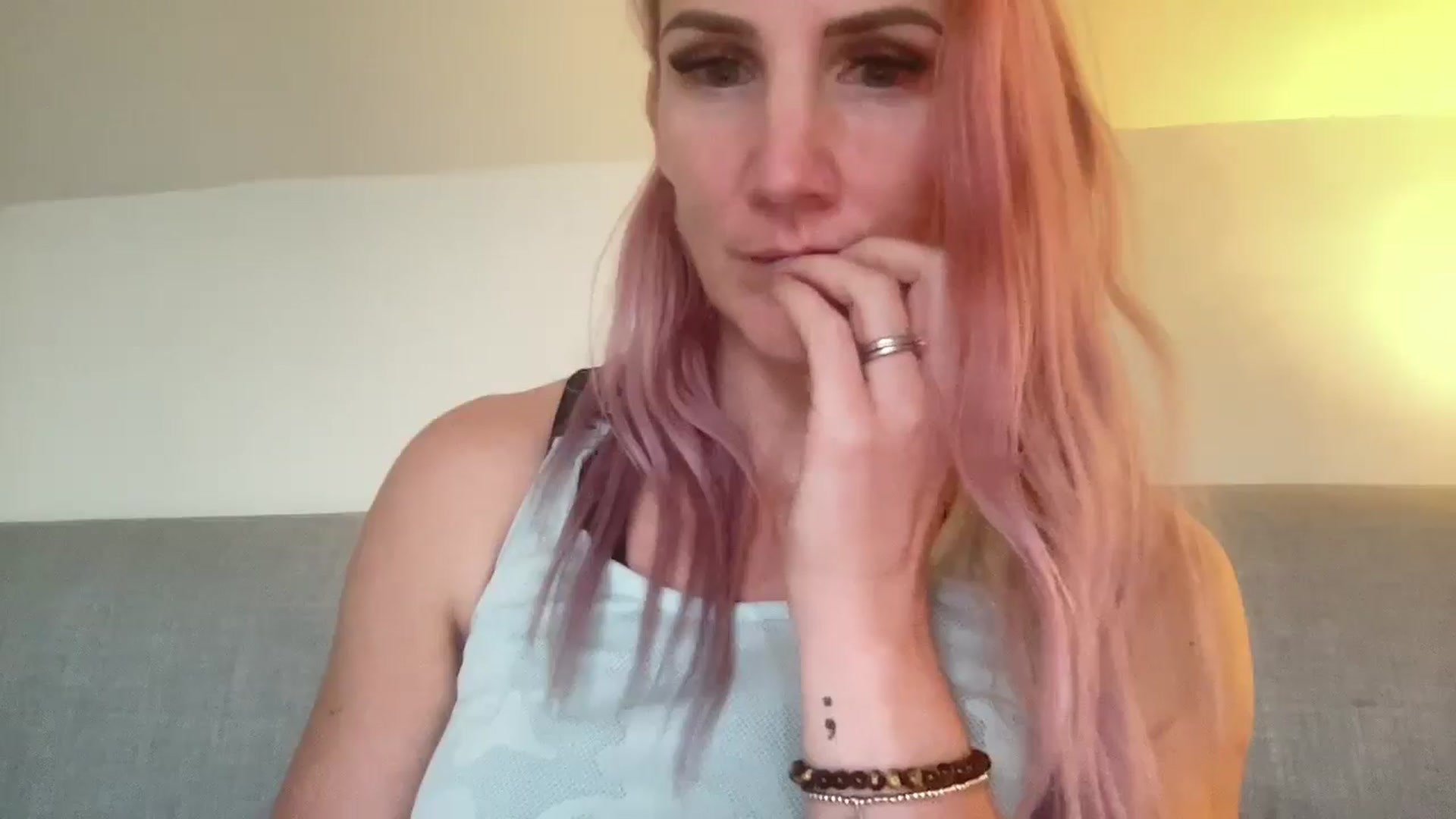Gallery image thumbnail from Bellanoirxx's myfreecams stream on, 10/15/2025, 12:30 image 9 of 20