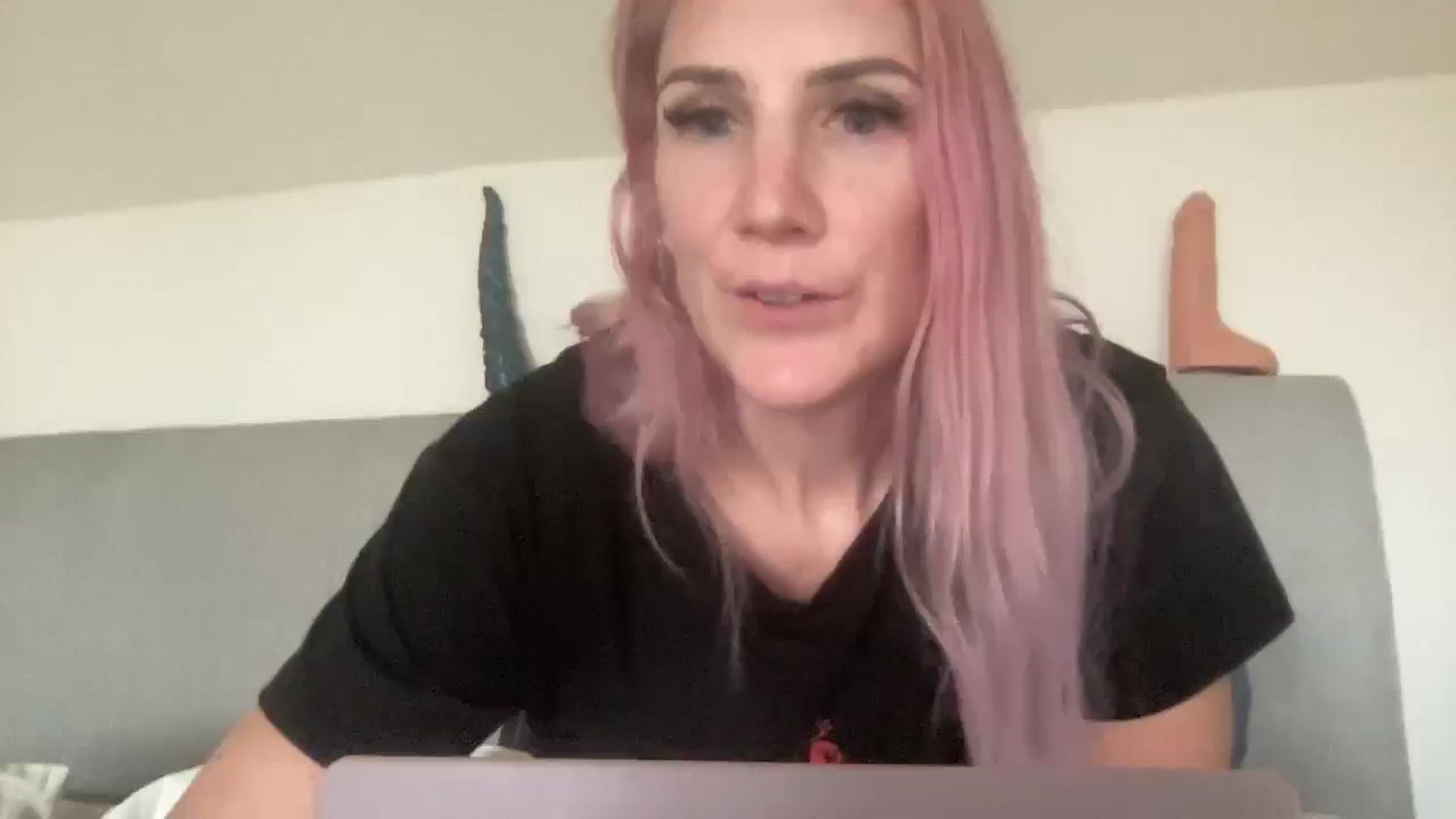 Gallery image thumbnail from Bellanoirxx's myfreecams stream on, 10/16/2025, 13:39 image 19 of 20