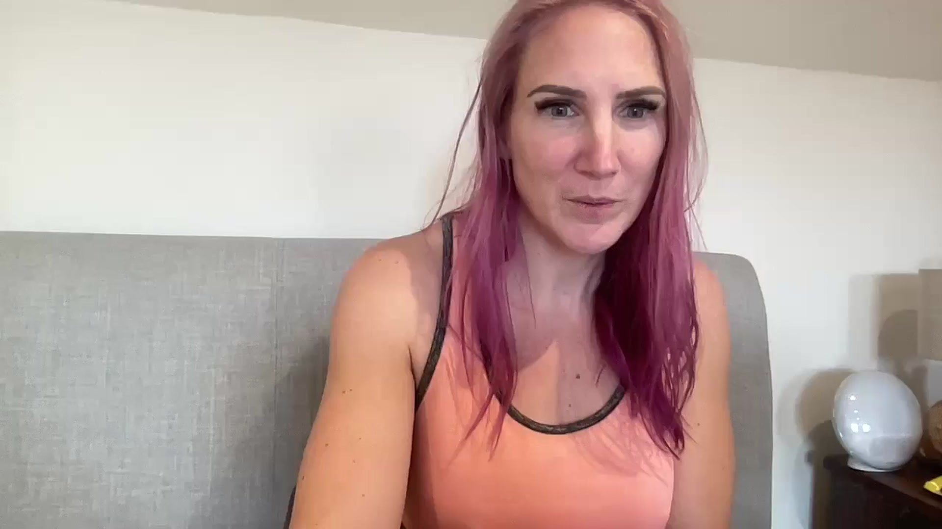 Gallery image thumbnail from Bellanoirxx's myfreecams stream on, 10/23/2025, 12:07 image 1 of 20