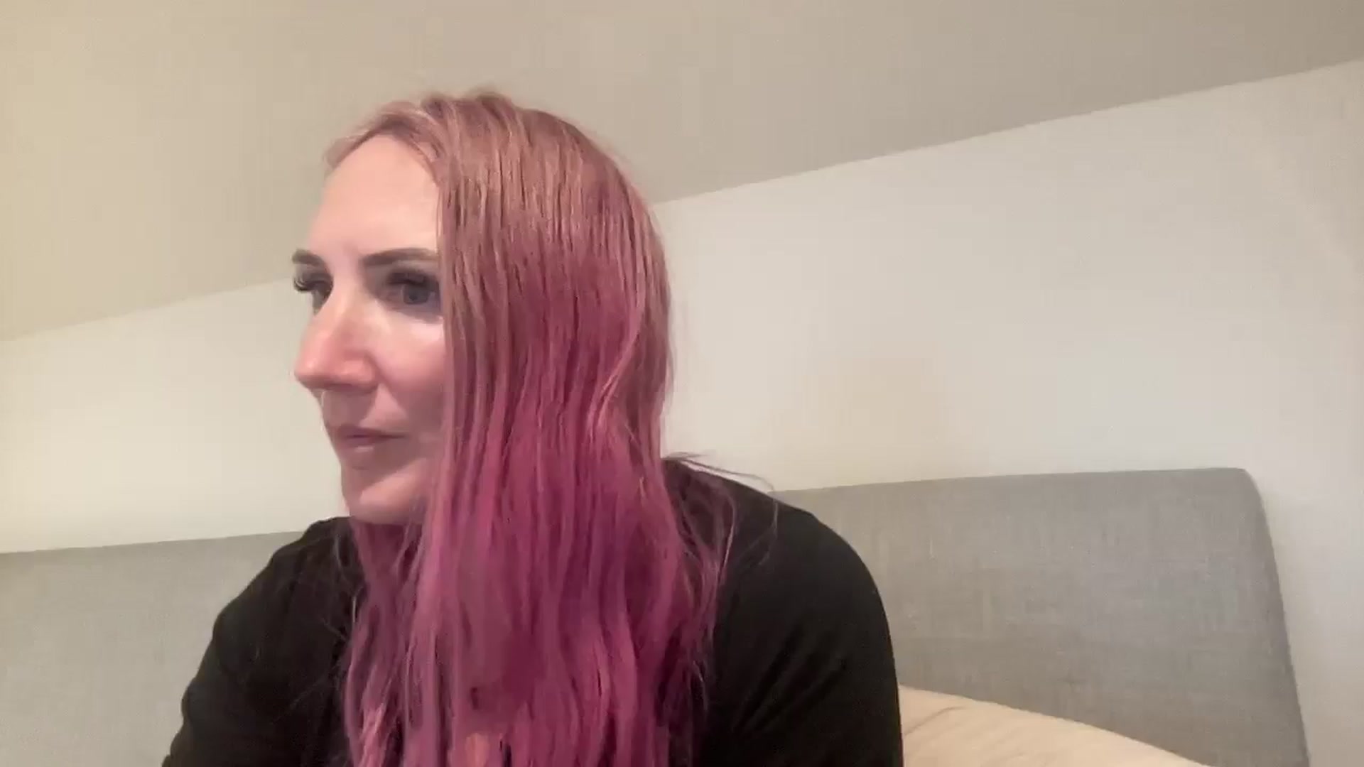 Gallery image thumbnail from Bellanoirxx's myfreecams stream on, 11/04/2025, 13:45 image 8 of 20