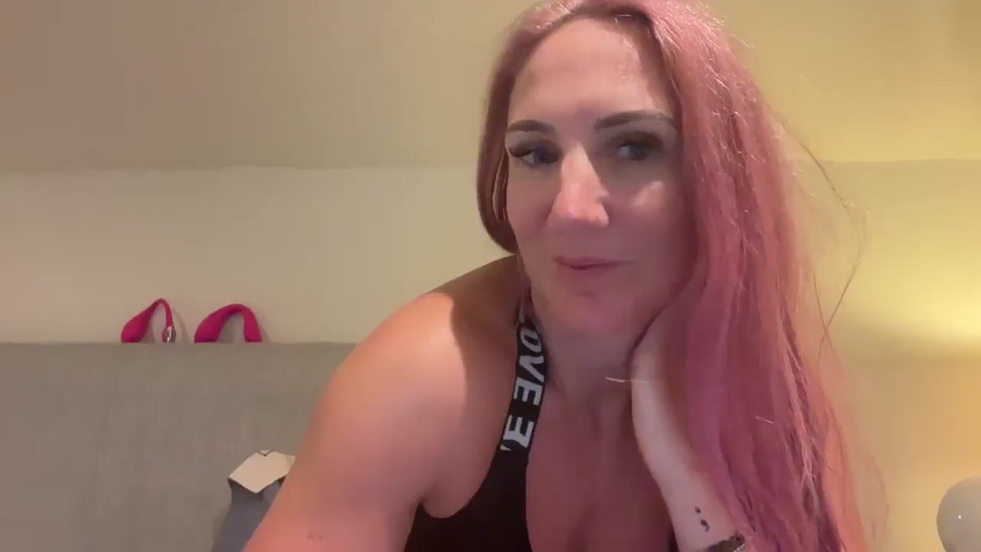 Gallery image thumbnail from Bellanoirxx's myfreecams stream on, 11/05/2025, 22:56 image 5 of 20