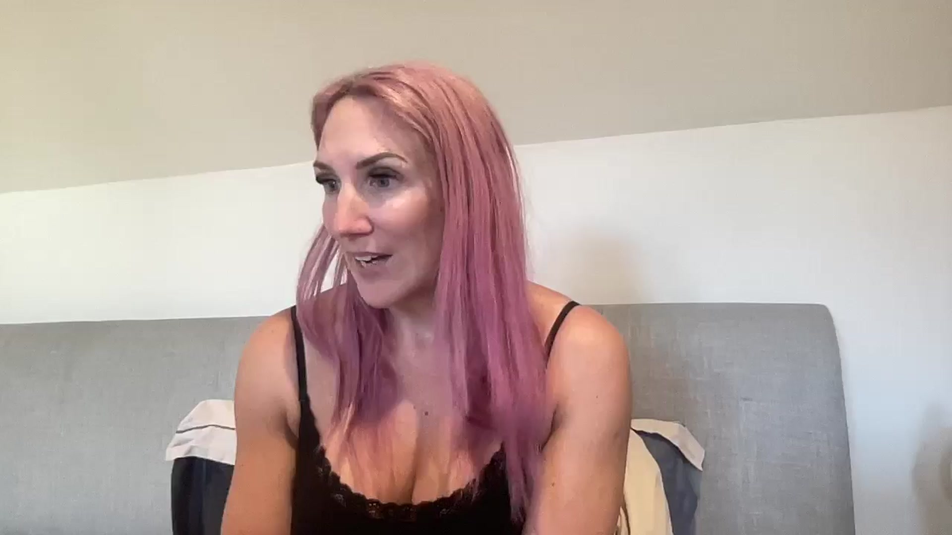 Gallery image thumbnail from Bellanoirxx's myfreecams stream on, 11/17/2025, 12:52 image 14 of 20