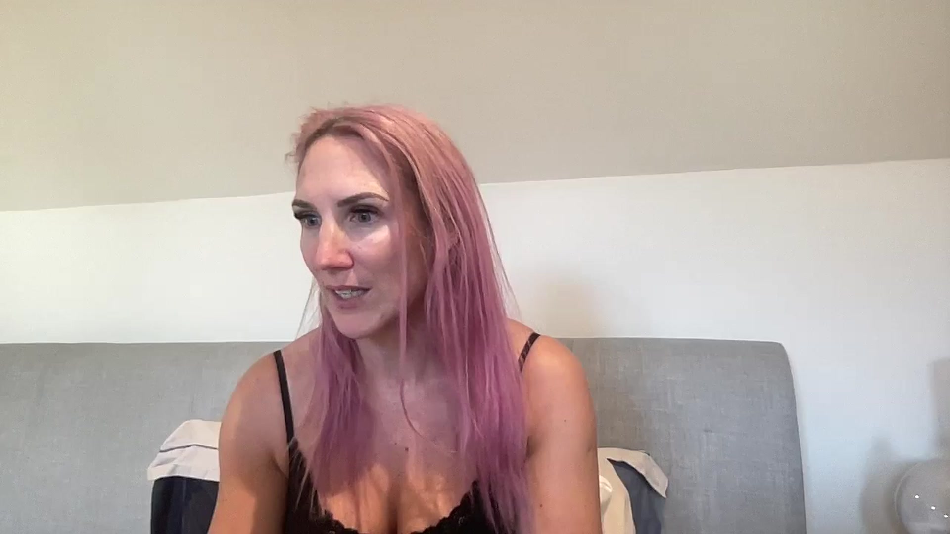 Gallery image thumbnail from Bellanoirxx's myfreecams stream on, 11/17/2025, 12:52 image 15 of 20