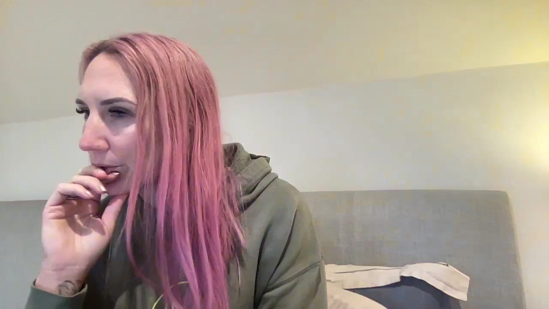 Gallery image thumbnail from Bellanoirxx's myfreecams stream on, 11/24/2025, 13:31 image 15 of 20