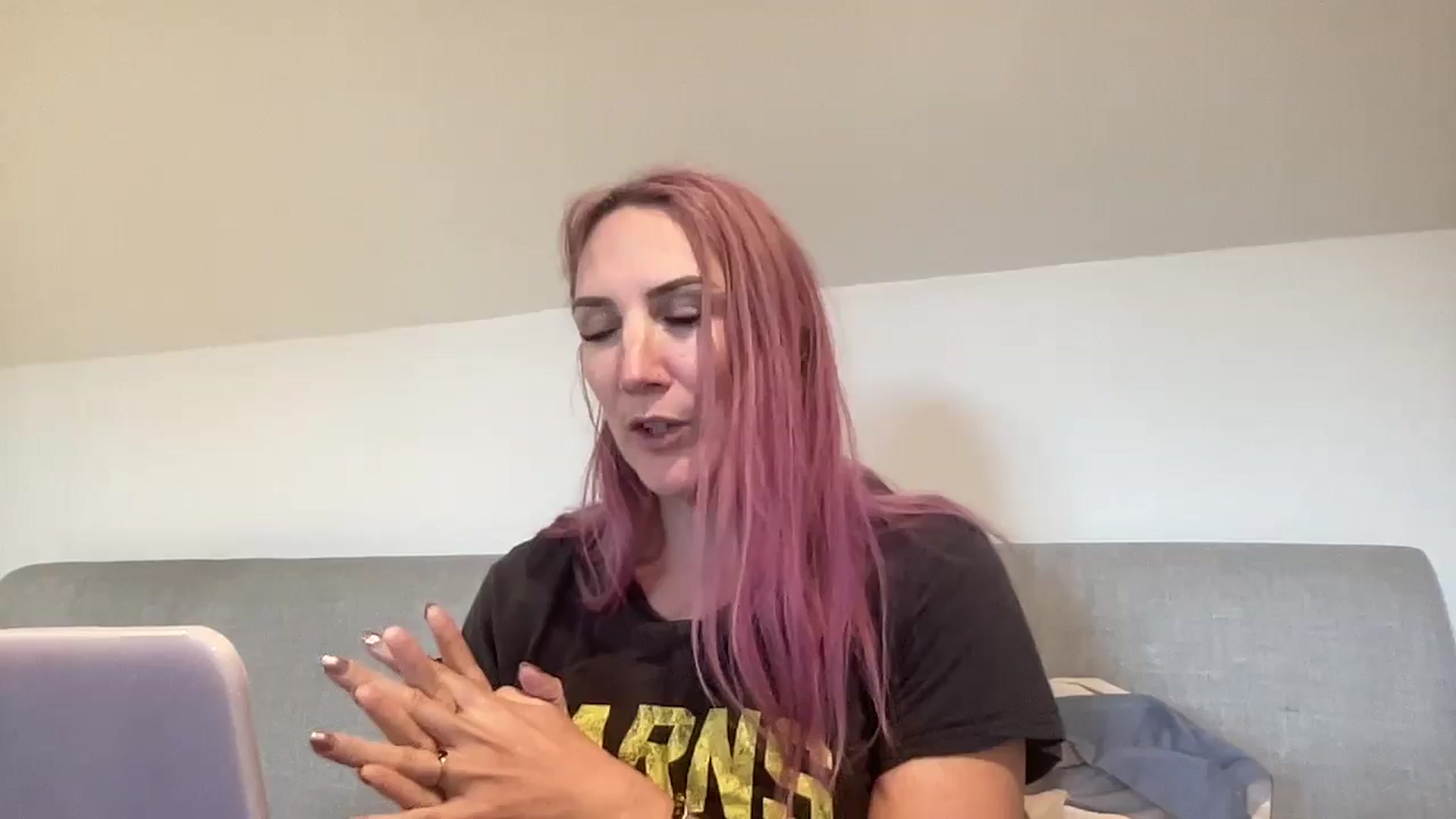 Gallery image thumbnail from Bellanoirxx's myfreecams stream on, 11/25/2025, 13:04 image 3 of 20