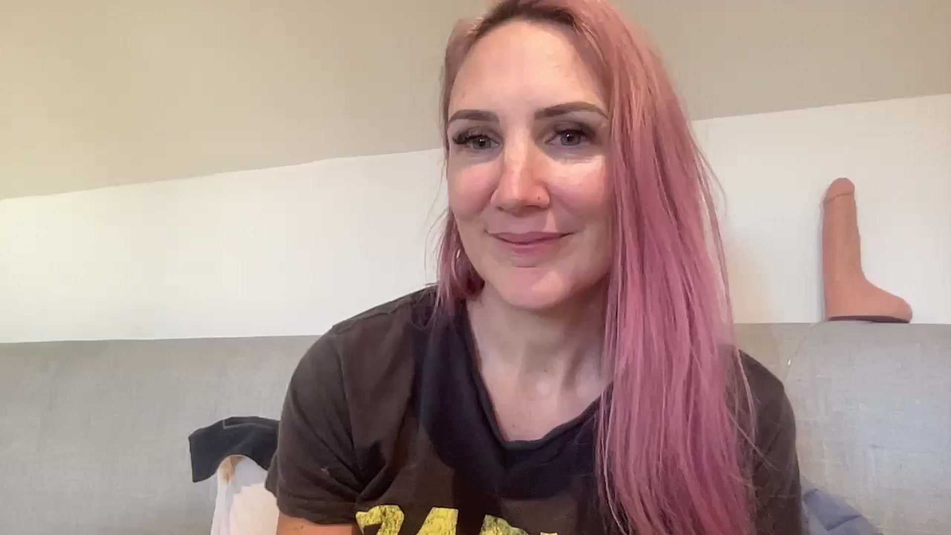Gallery image thumbnail from Bellanoirxx's myfreecams stream on, 11/25/2025, 13:04 image 13 of 20