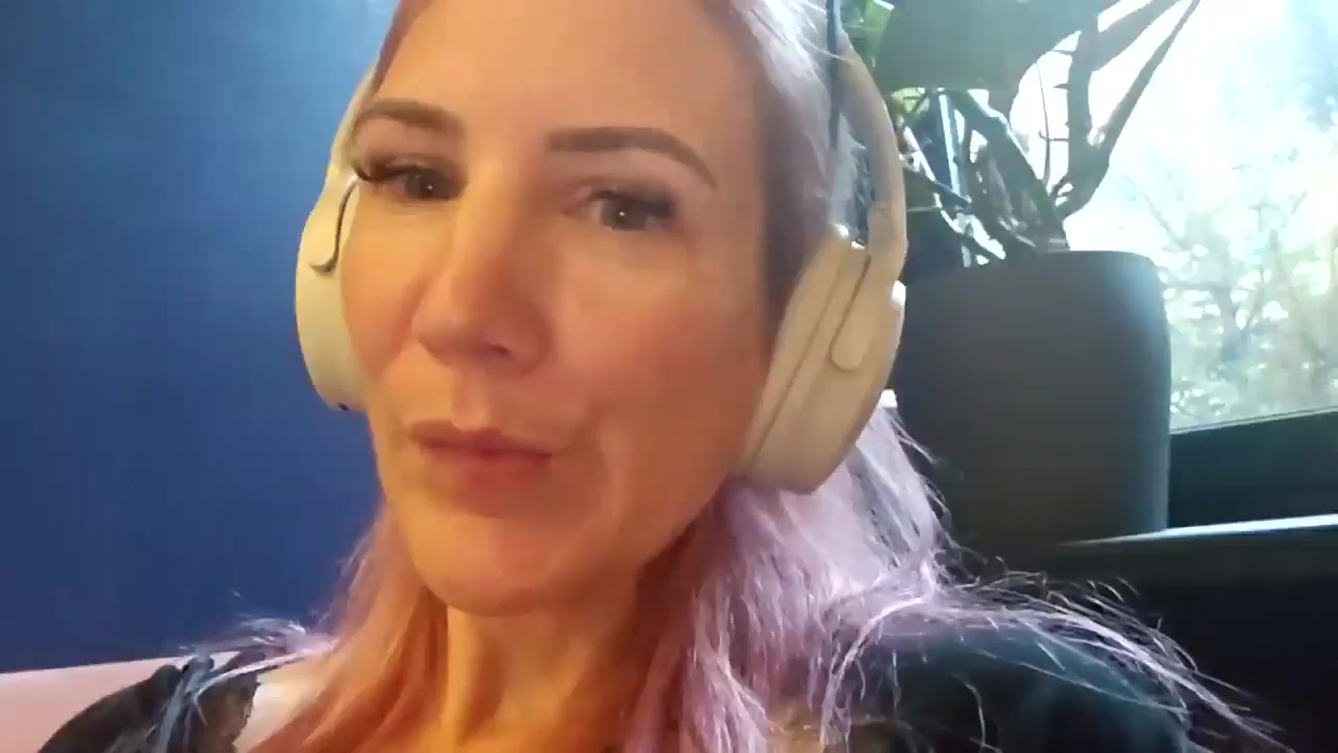 Gallery image thumbnail from Bellanoirxx's myfreecams stream on, 12/02/2025, 10:28 image 17 of 20