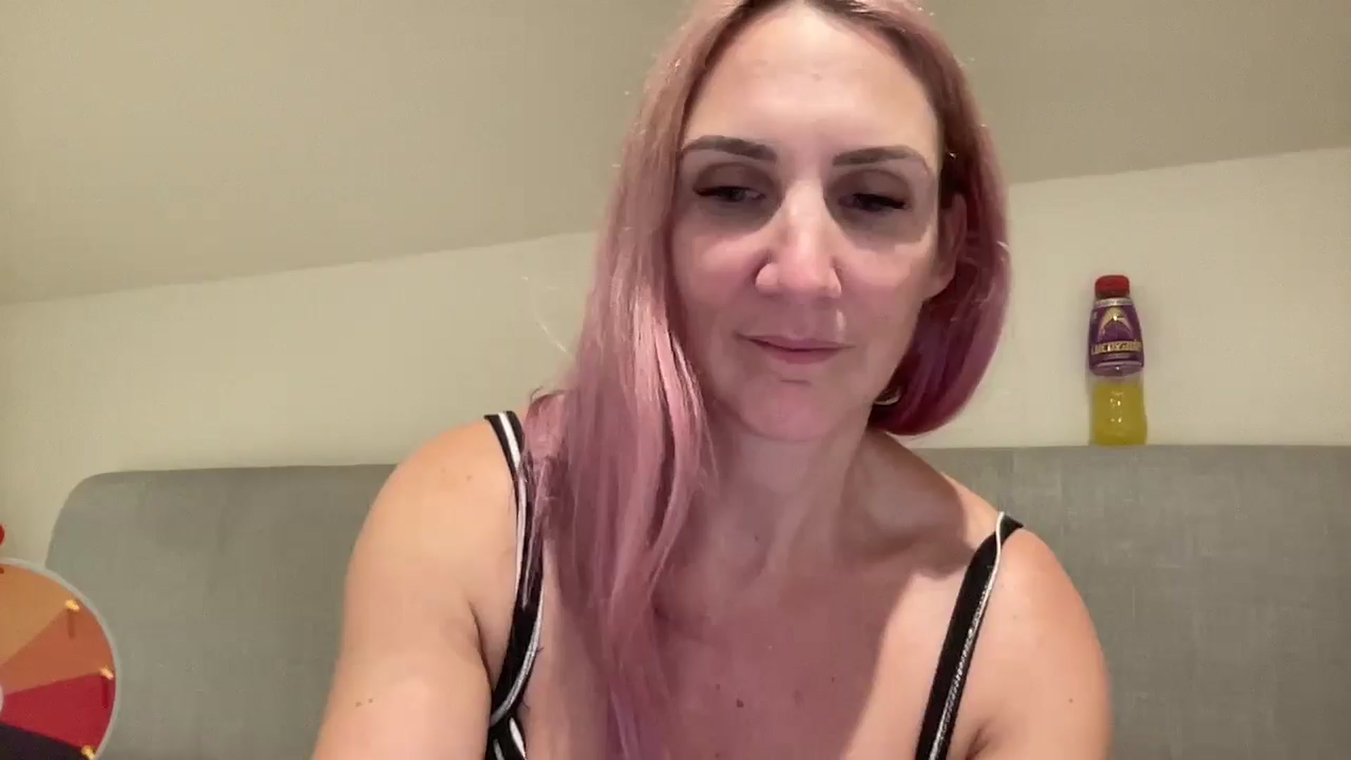Gallery image thumbnail from Bellanoirxx's myfreecams stream on, 12/04/2025, 24:01 image 1 of 20