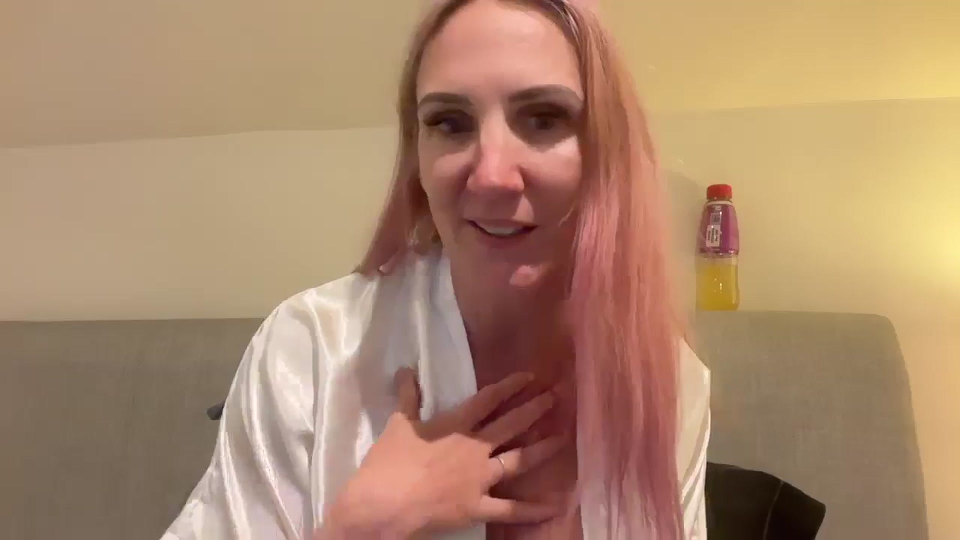 Gallery image thumbnail from Bellanoirxx's myfreecams stream on, 12/04/2025, 21:36 image 6 of 20