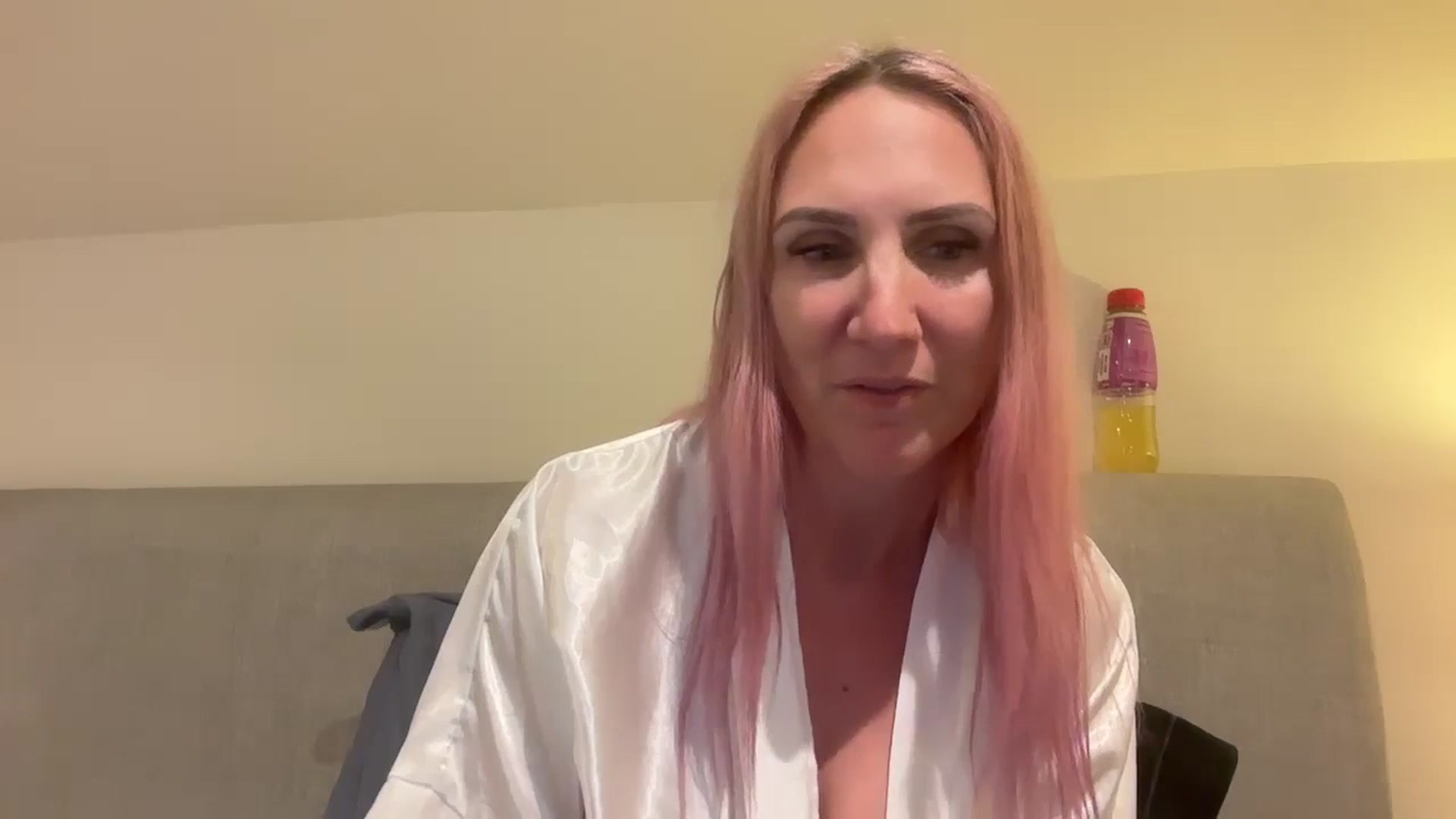 Gallery image thumbnail from Bellanoirxx's myfreecams stream on, 12/04/2025, 21:36 image 12 of 20