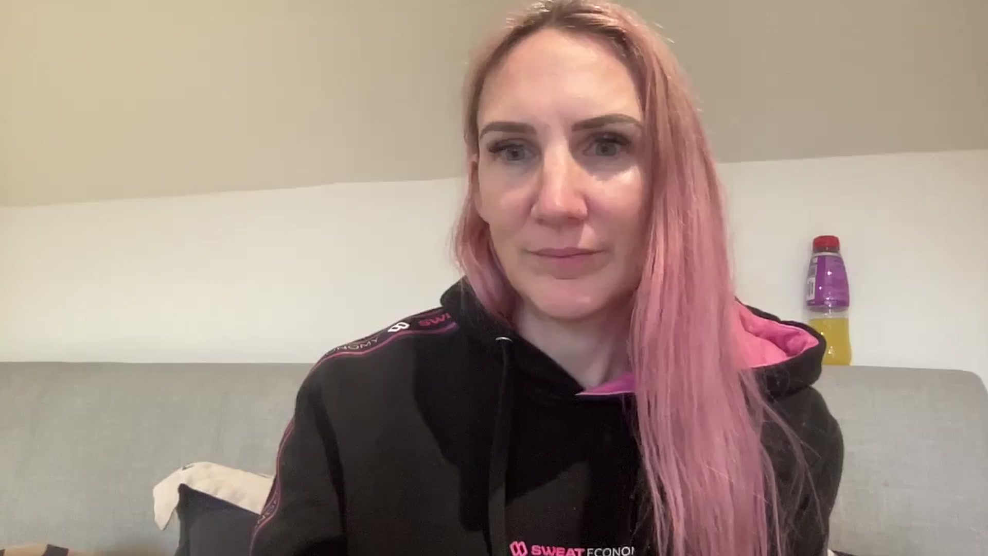 Gallery image thumbnail from Bellanoirxx's myfreecams stream on, 12/05/2025, 12:50 image 16 of 20
