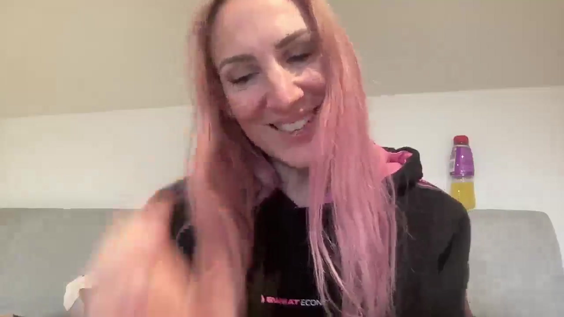 Gallery image thumbnail from Bellanoirxx's myfreecams stream on, 12/05/2025, 12:50 image 10 of 20
