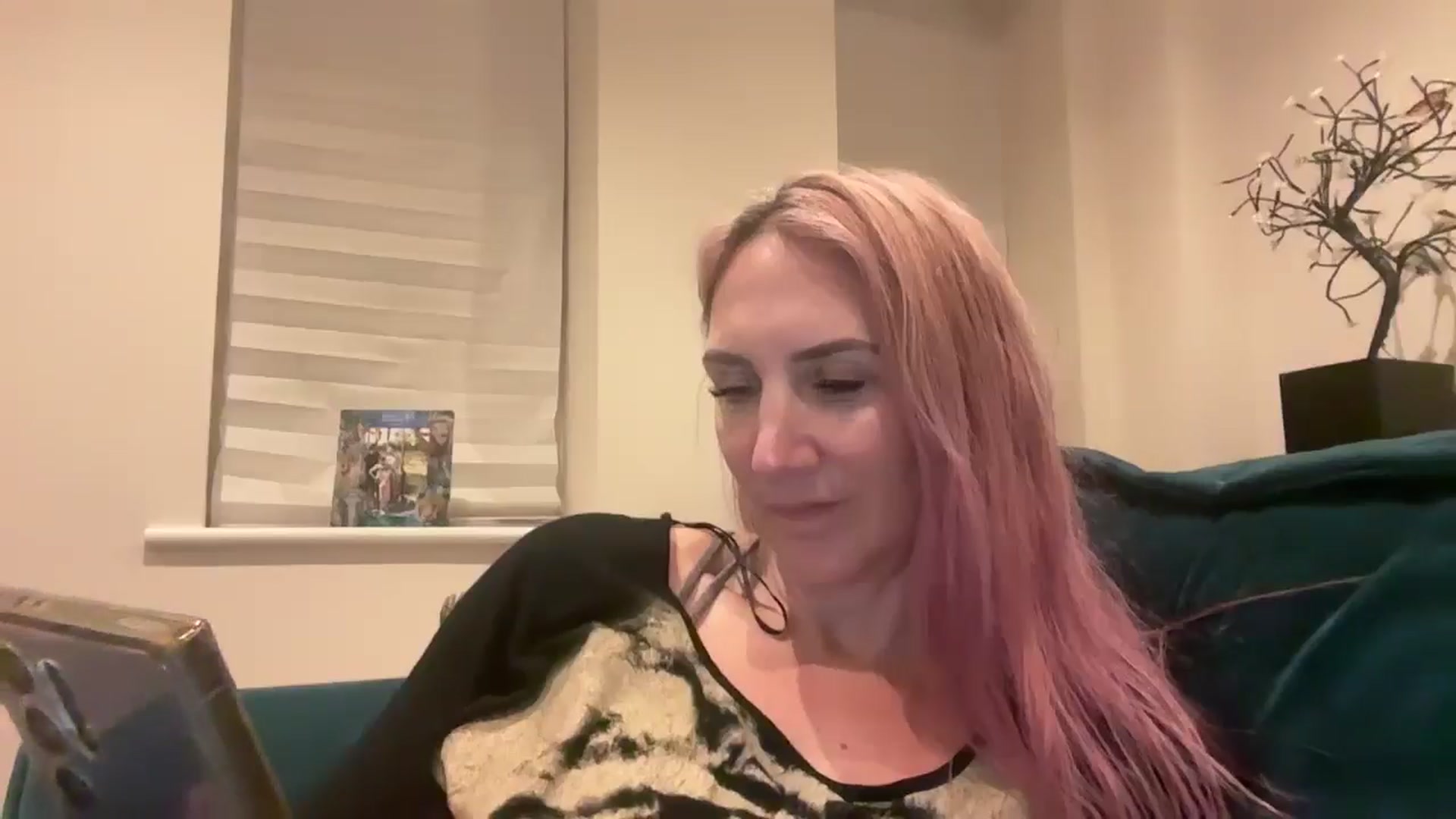 Gallery image thumbnail from Bellanoirxx's myfreecams stream on, 12/07/2025, 17:37 image 4 of 20