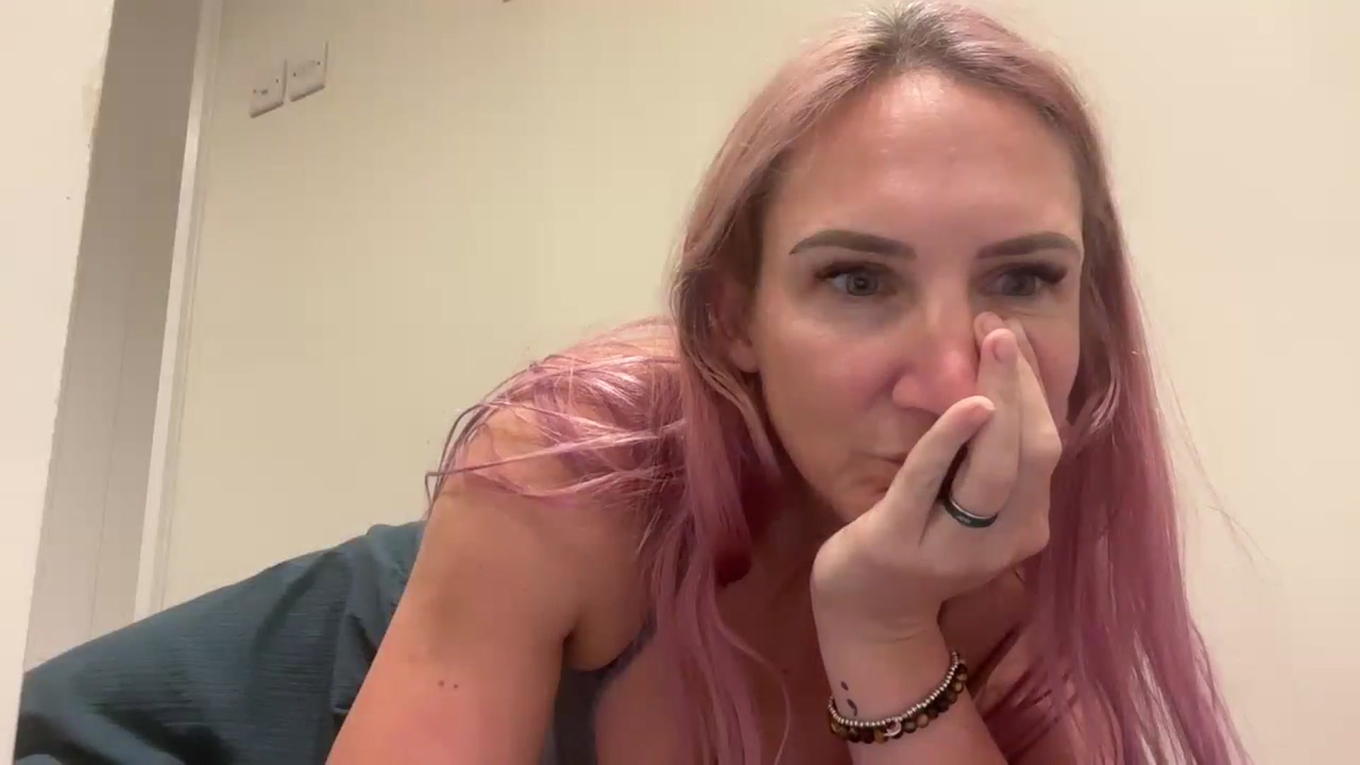 Gallery image thumbnail from Bellanoirxx's myfreecams stream on, 12/07/2025, 17:37 image 16 of 20