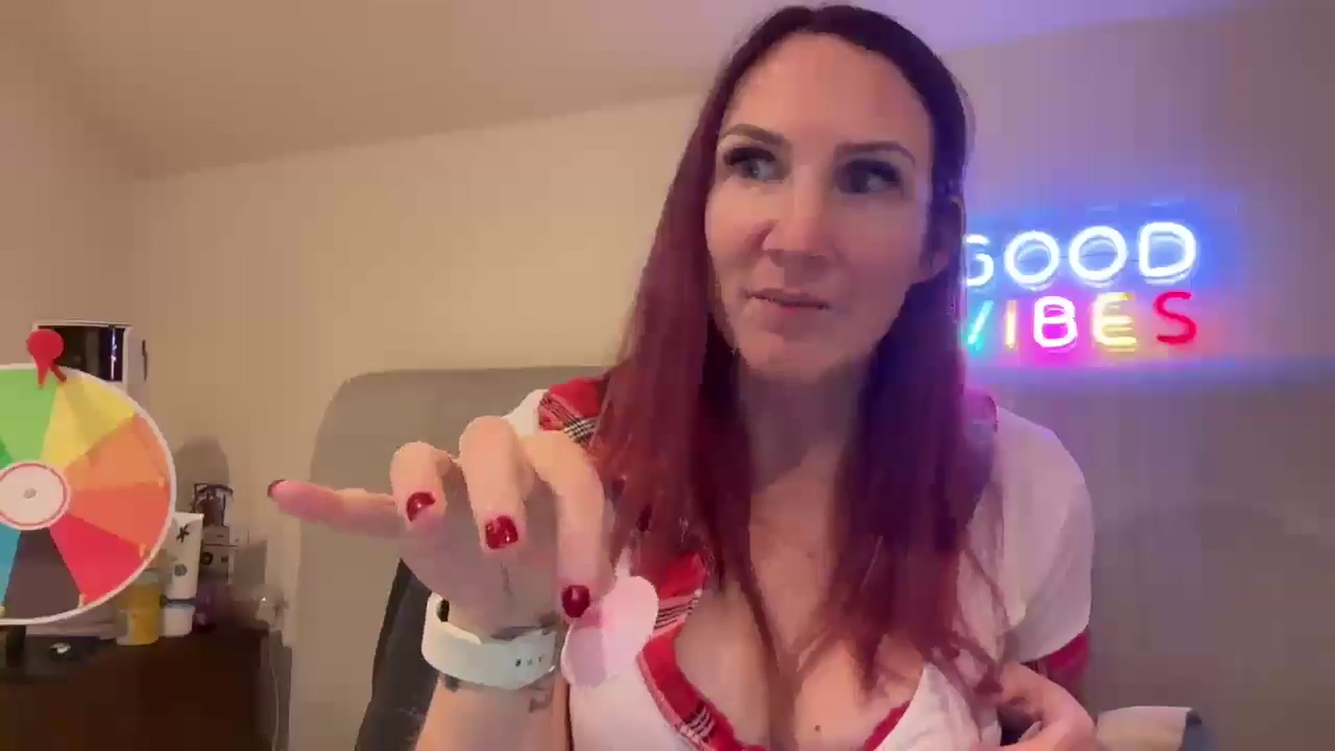 Gallery image thumbnail from Bellanoirxx's myfreecams stream on, 12/18/2025, 24:43 image 4 of 20