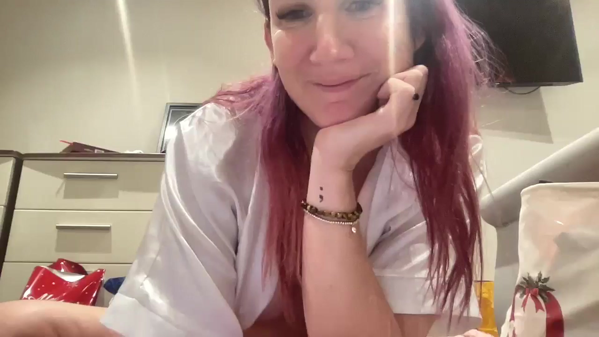Gallery image thumbnail from Bellanoirxx's myfreecams stream on, 12/23/2025, 16:53 image 6 of 20