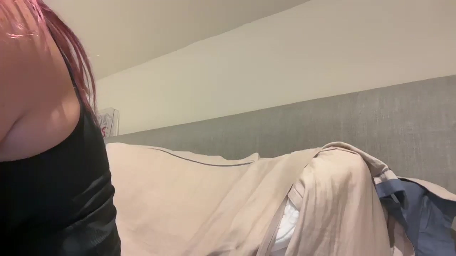 Gallery image thumbnail from Bellanoirxx's myfreecams stream on, 12/24/2025, 01:36 image 15 of 20