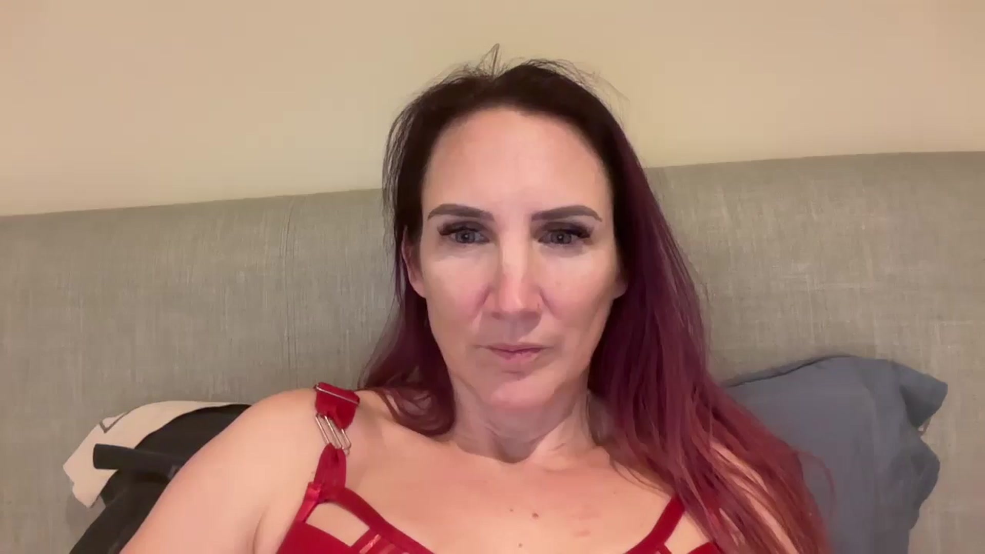 Gallery image thumbnail from Bellanoirxx's myfreecams stream on, 12/30/2025, 02:54 image 2 of 20