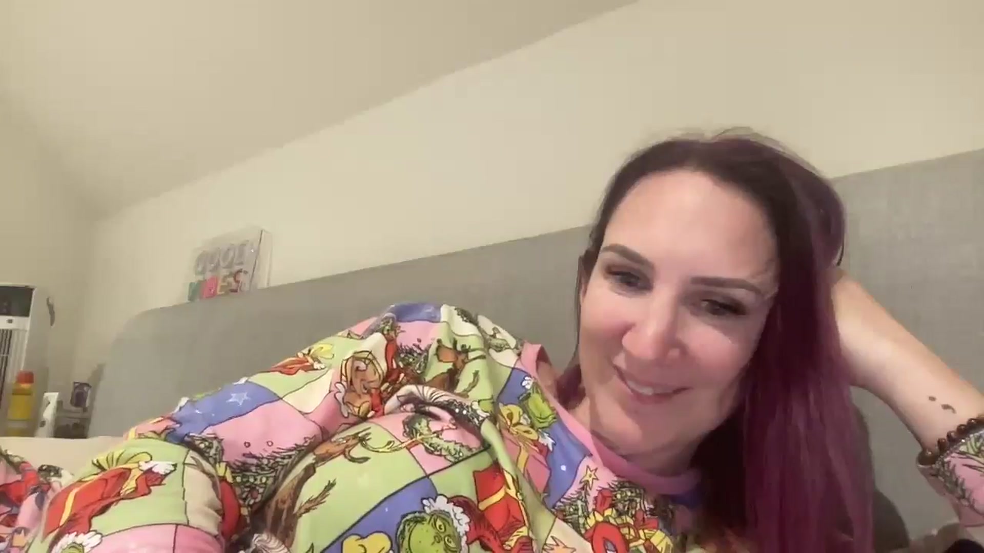 Gallery image thumbnail from Bellanoirxx's myfreecams stream on, 12/30/2025, 23:53 image 9 of 20