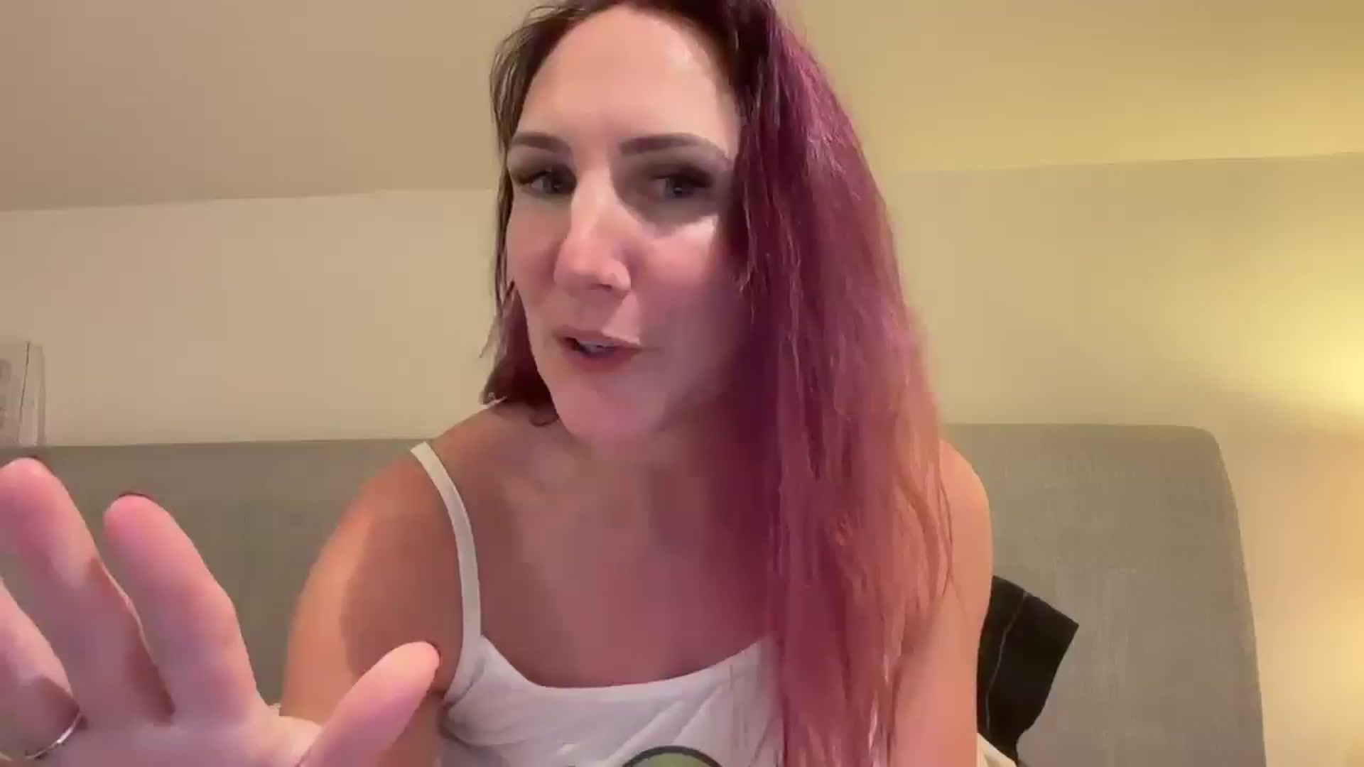 Gallery image thumbnail from Bellanoirxx's myfreecams stream on, 01/02/2026, 20:39 image 11 of 20