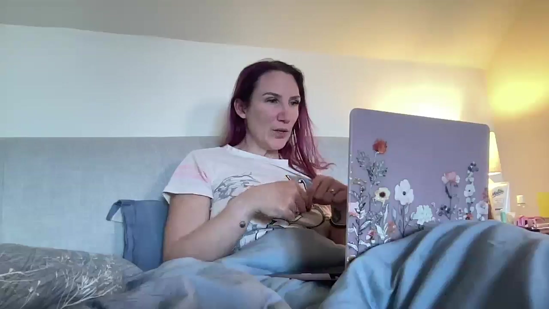 Gallery image thumbnail from Bellanoirxx's myfreecams stream on, 01/05/2026, 11:29 image 4 of 20