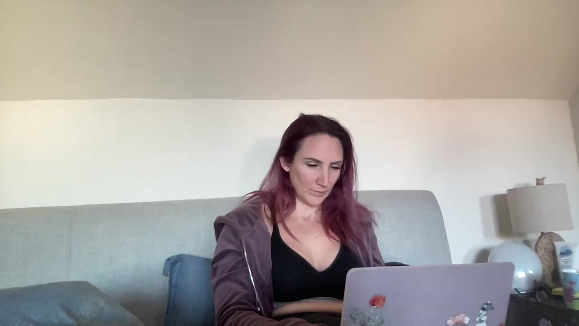 Gallery image thumbnail from Bellanoirxx's myfreecams stream on, 01/05/2026, 15:48 image 14 of 20