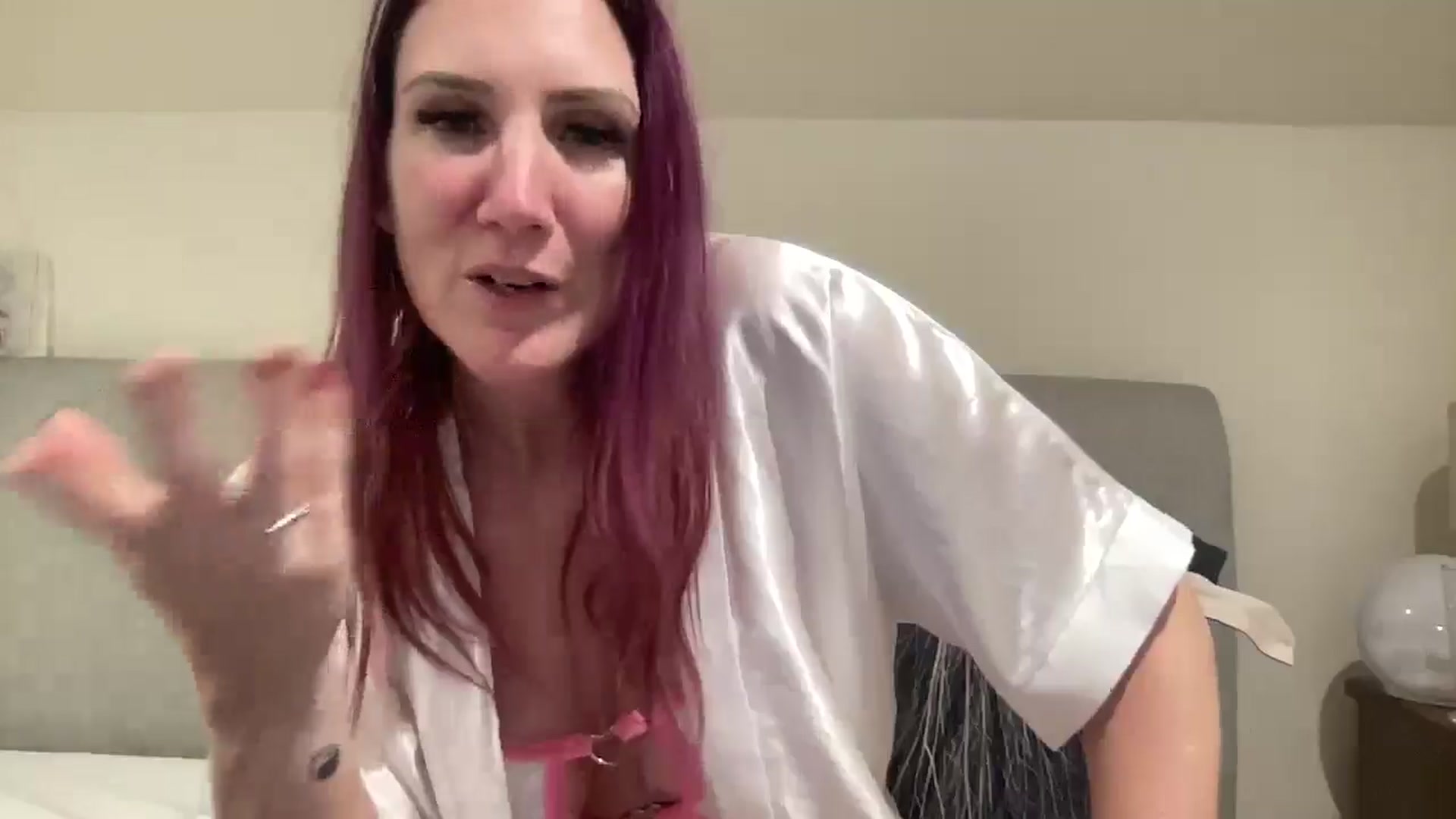 Gallery image thumbnail from Bellanoirxx's myfreecams stream on, 01/10/2026, 01:06 image 5 of 20