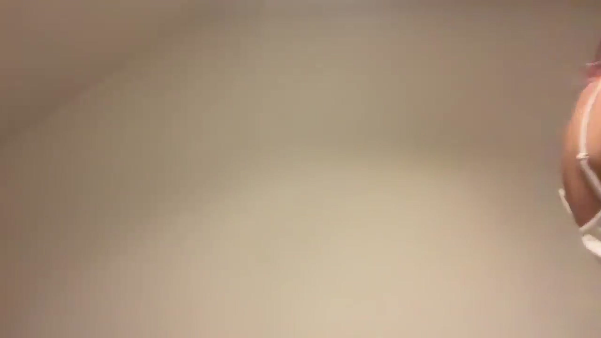 Gallery image thumbnail from Bellanoirxx's myfreecams stream on, 01/18/2026, 24:58 image 2 of 20