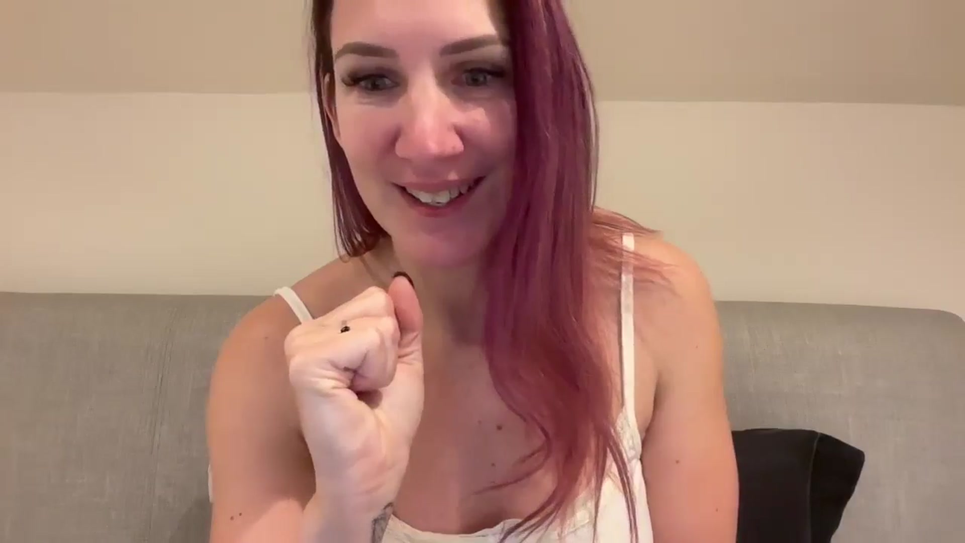 Gallery image thumbnail from Bellanoirxx's myfreecams stream on, 01/18/2026, 10:40 image 12 of 20