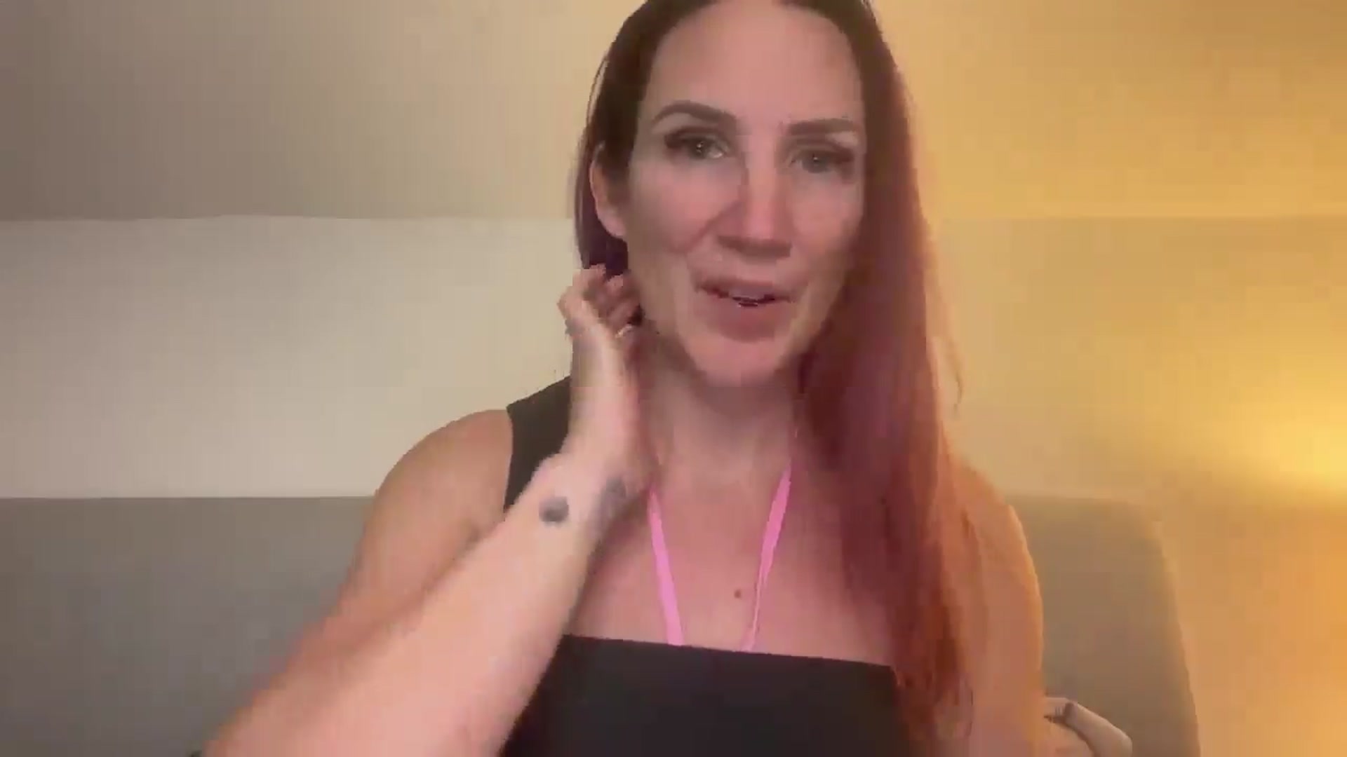 Gallery image thumbnail from Bellanoirxx's myfreecams stream on, 01/22/2026, 22:19 image 2 of 20