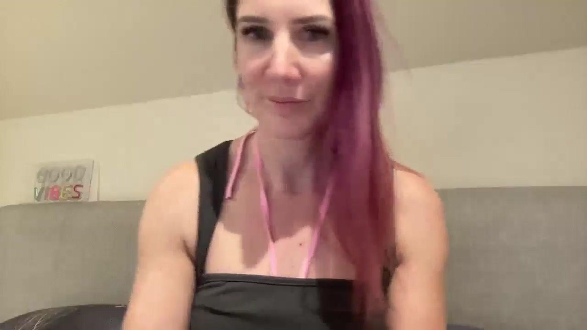 Gallery image thumbnail from Bellanoirxx's myfreecams stream on, 01/23/2026, 10:17 image 2 of 20