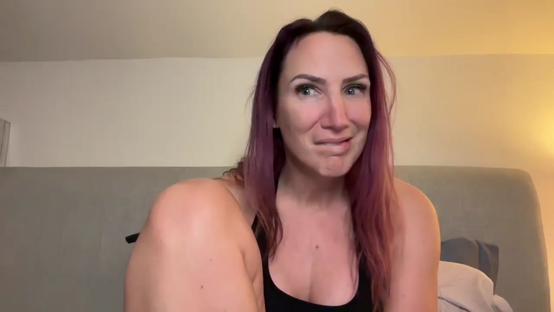 Gallery image thumbnail from Bellanoirxx's myfreecams stream on, 01/23/2026, 23:13 image 10 of 20