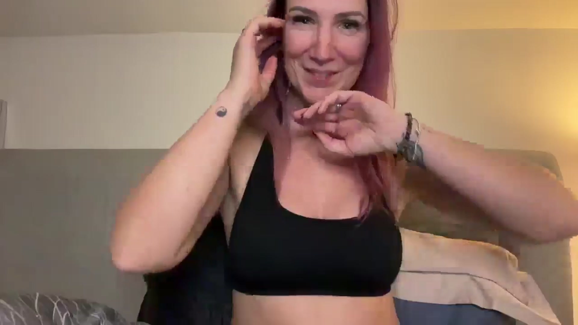 Gallery image thumbnail from Bellanoirxx's myfreecams stream on, 01/23/2026, 23:13 image 5 of 20