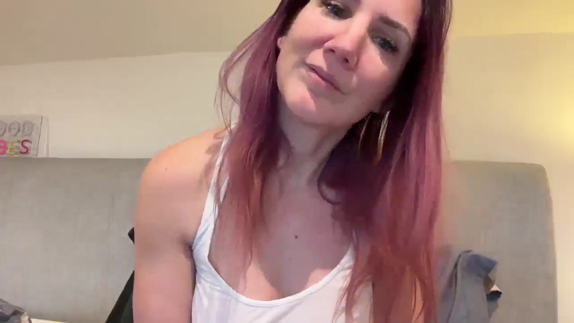 Gallery image thumbnail from Bellanoirxx's myfreecams stream on, 01/27/2026, 10:47 image 7 of 20