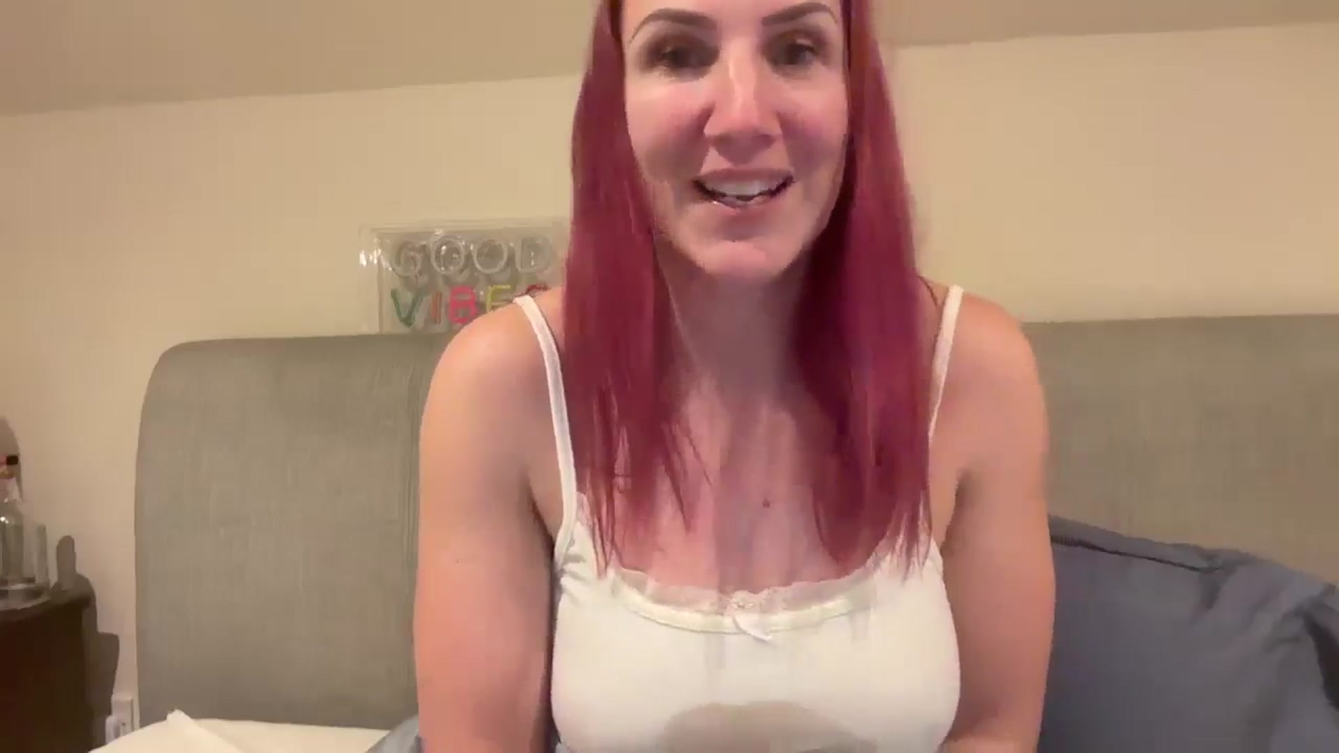 Gallery image thumbnail from Bellanoirxx's myfreecams stream on, 02/04/2026, 24:14 image 7 of 20