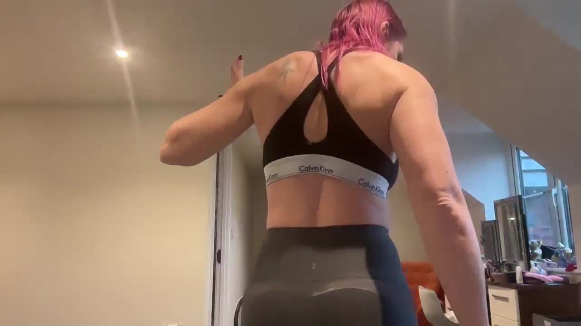 Gallery image thumbnail from Bellanoirxx's myfreecams stream on, 02/04/2026, 09:20 image 9 of 20