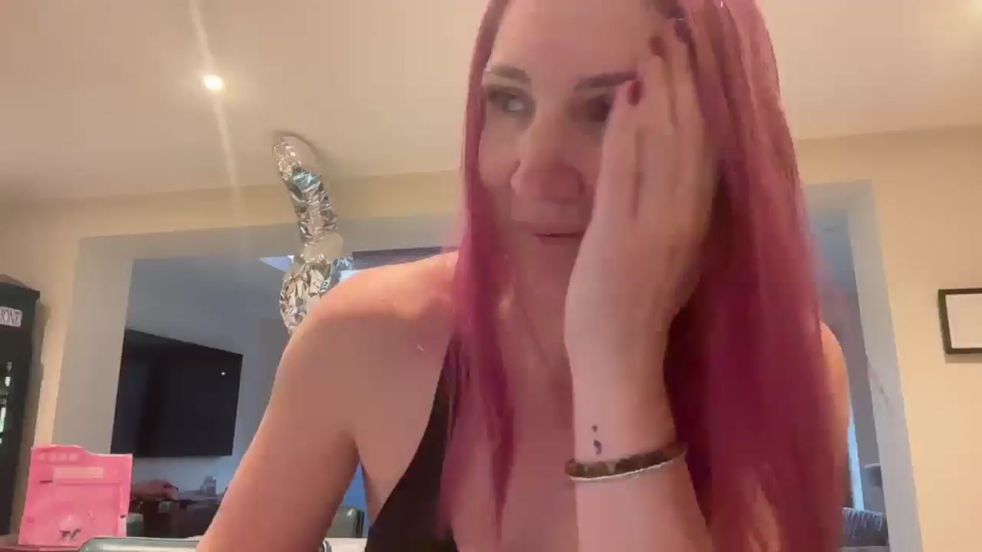 Gallery image thumbnail from Bellanoirxx's myfreecams stream on, 02/04/2026, 09:20 image 11 of 20