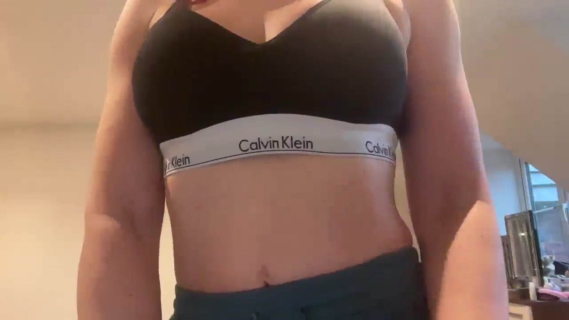 Gallery image thumbnail from Bellanoirxx's myfreecams stream on, 02/04/2026, 09:20 image 2 of 20