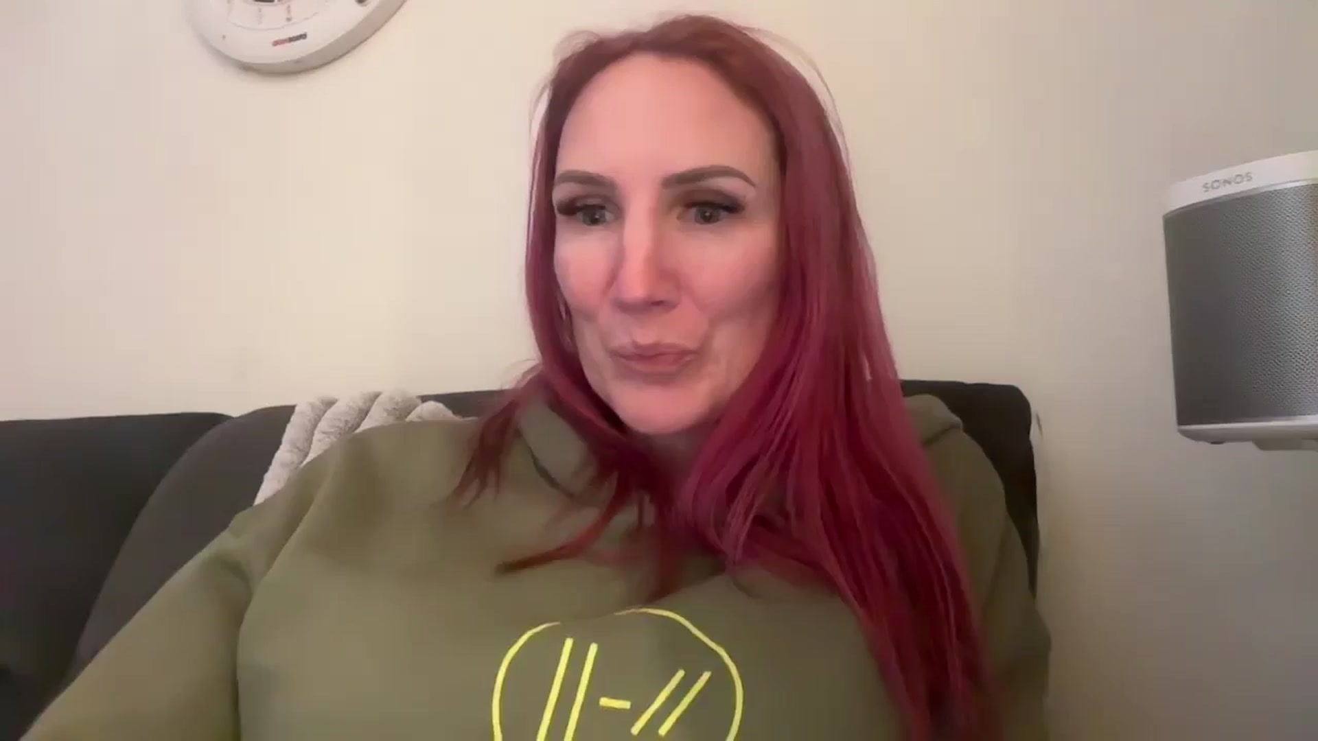 Gallery image thumbnail from Bellanoirxx's myfreecams stream on, 02/04/2026, 18:14 image 12 of 20