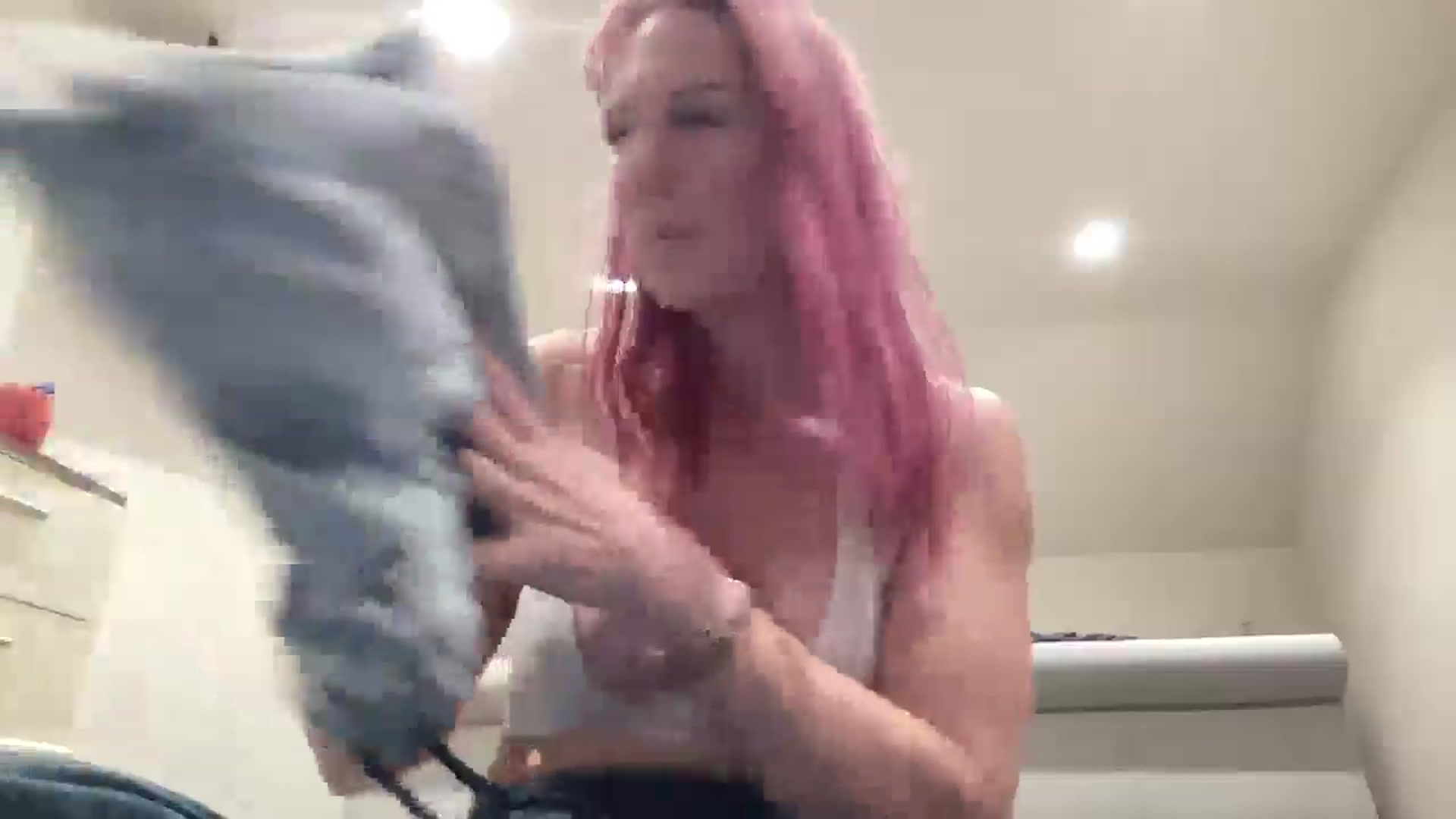 Gallery image thumbnail from Bellanoirxx's myfreecams stream on, 02/07/2026, 20:02 image 15 of 20